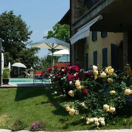 Milleluci 2 Apartment
